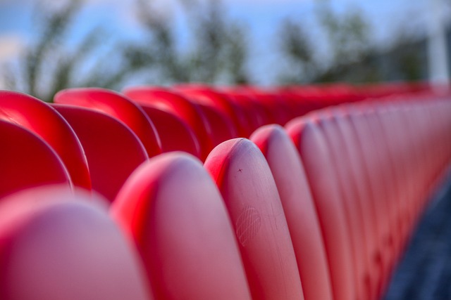 而且引发了 而且引发了